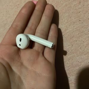 Right airpod